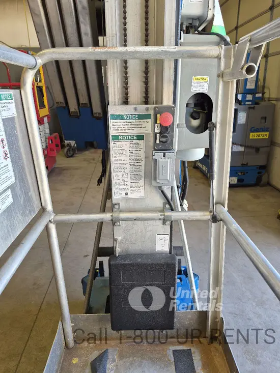 2018 Genie AWP-30SDC Pusharound Lift