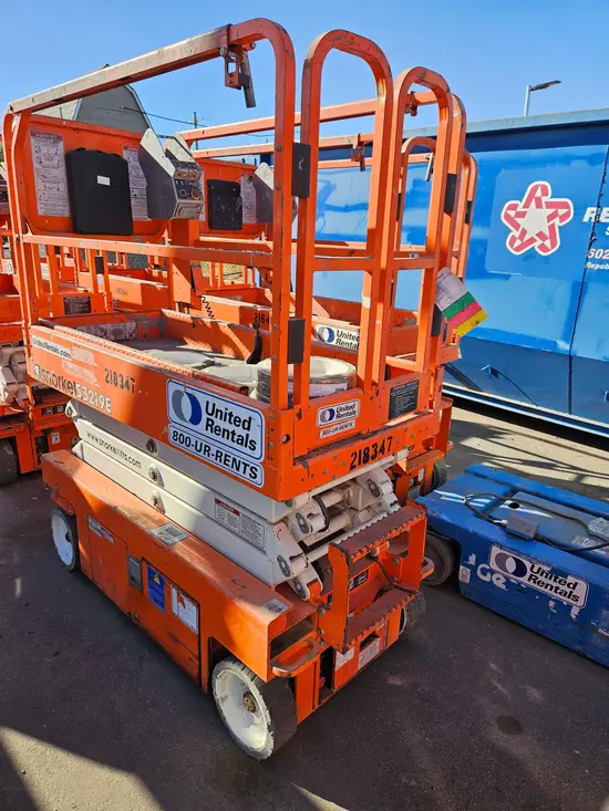 2018 Snorkel S3219E Scissor Lift