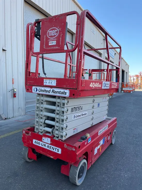 2018 MEC 4046SE Scissor Lift
