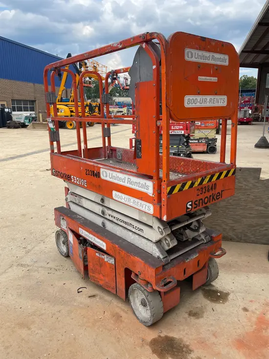 2019 Snorkel S3219E Scissor Lift