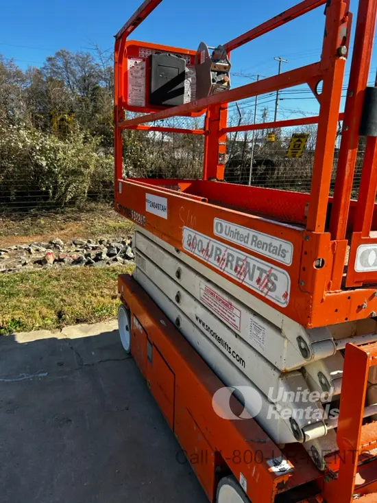 2019 Snorkel S3226E Scissor Lift