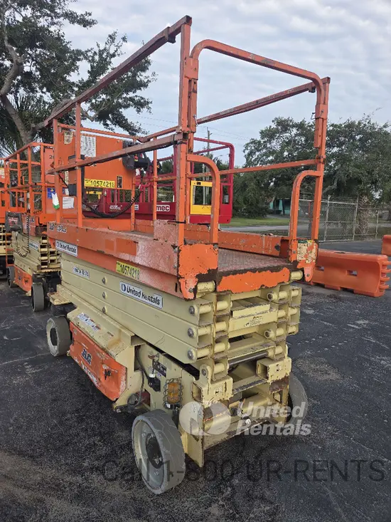 2017 JLG 3246ES Scissor Lift