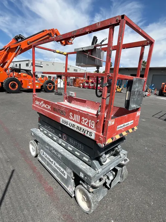 2018 Skyjack SJIII3219 Scissor Lift