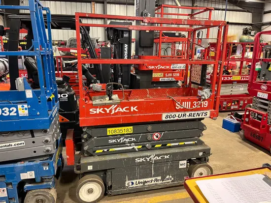 2018 Skyjack SJIII3219 Scissor Lift