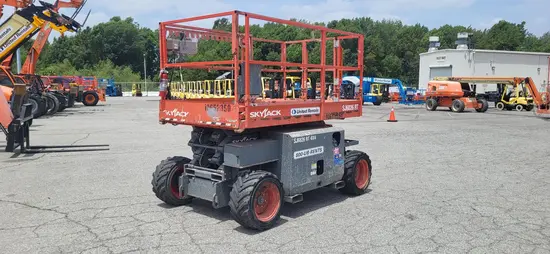 2017 Skyjack SJ6826RT Rough Terrain Scissor Lift