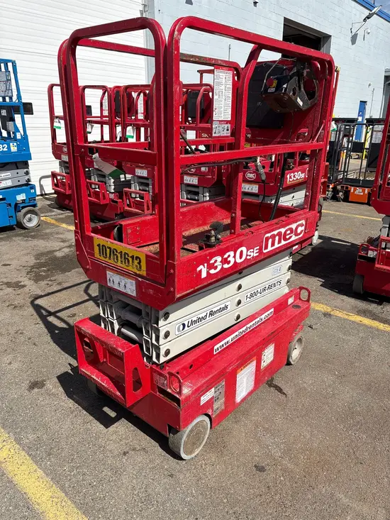 2018 MEC 1330SE Scissor Lift