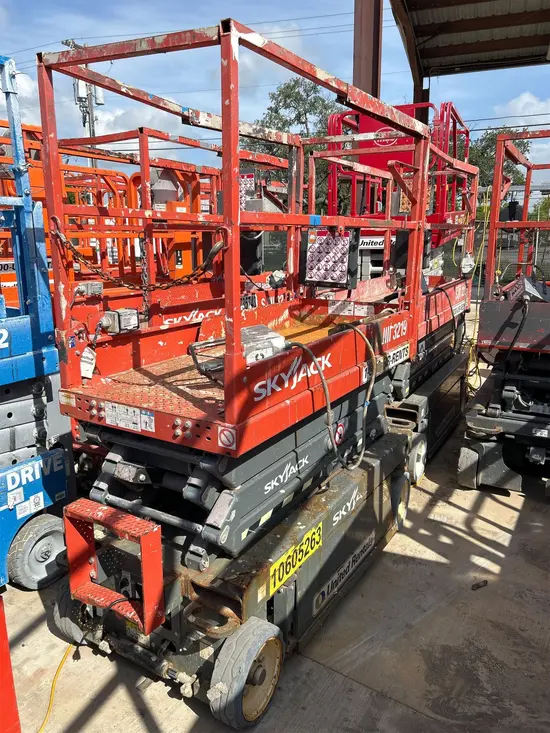 2017 Skyjack SJIII3219 Scissor Lift