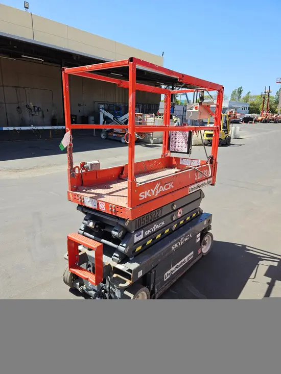 2017 Skyjack SJIII3219 Scissor Lift