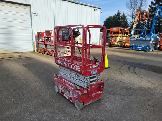 2019 MEC 1330SE Scissor Lift