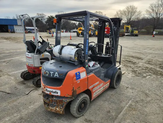 2019 Toyota 8FGU25 Forklift