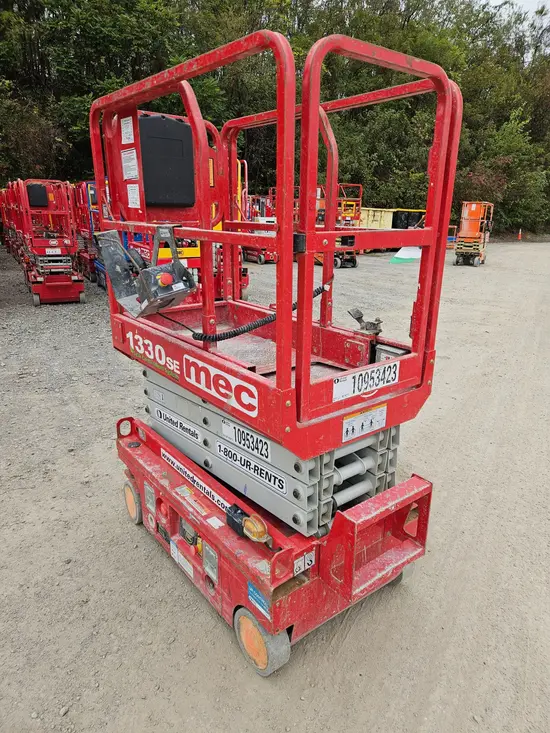 2019 MEC 1330SE Scissor Lift