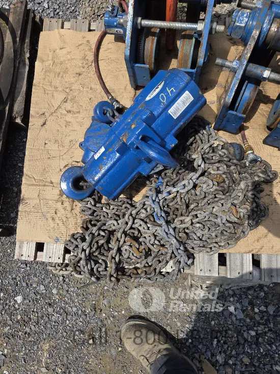 2011 JD NEUHAUS PROFI 3T 6T Hoist