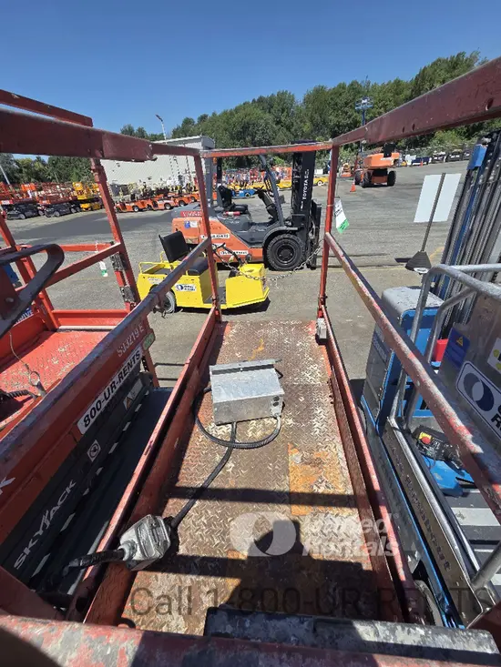 2016 Skyjack SJIII3219 Scissor Lift