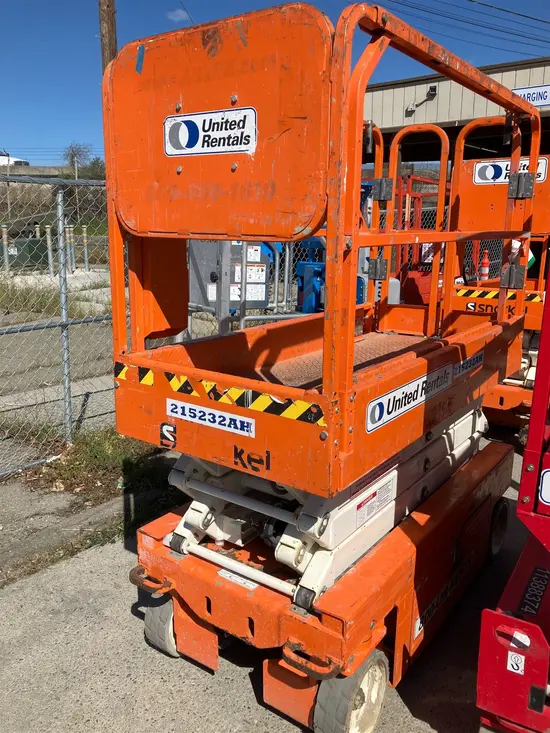 2018 Snorkel S3219E Scissor Lift