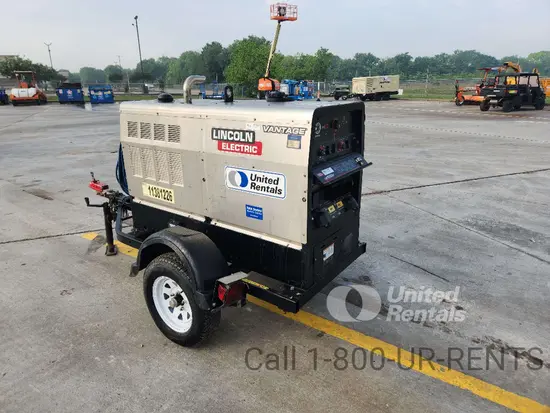 2022 Lincoln Electric LE500X Welder