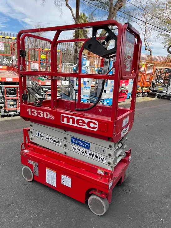 2018 MEC 1330SE Scissor Lift