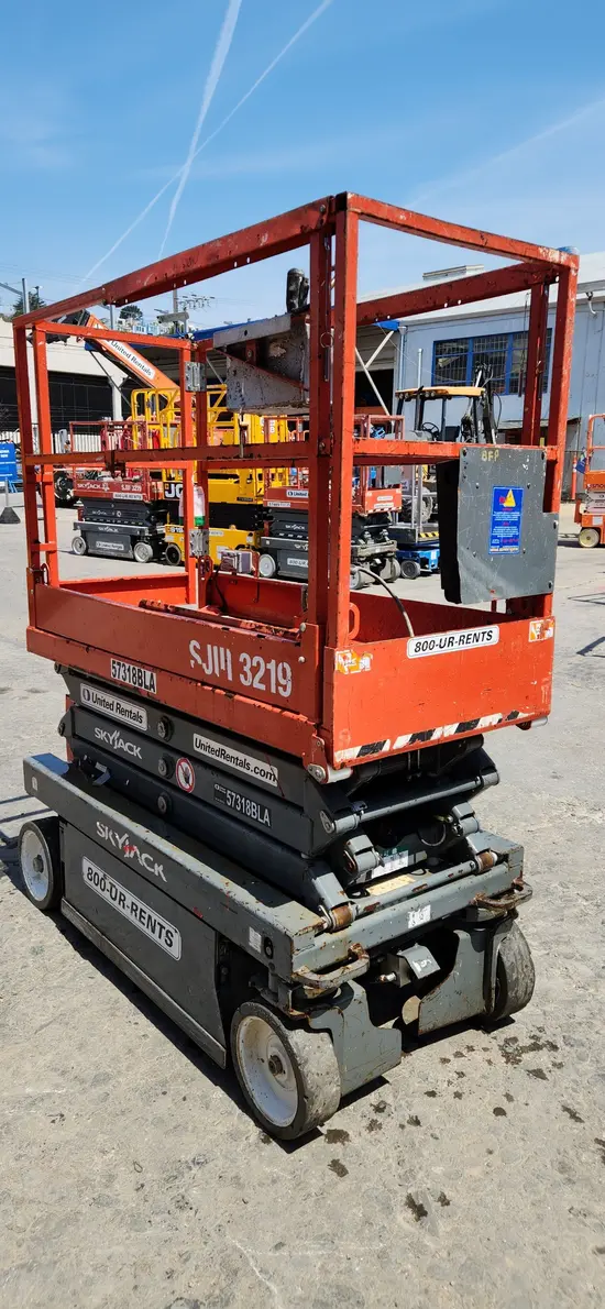 2018 Skyjack SJIII3219 Scissor Lift