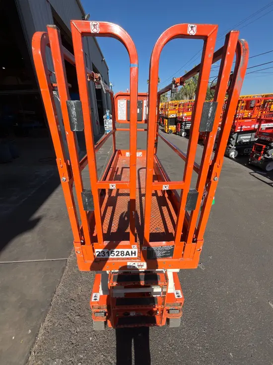 2019 Snorkel S3226E Scissor Lift