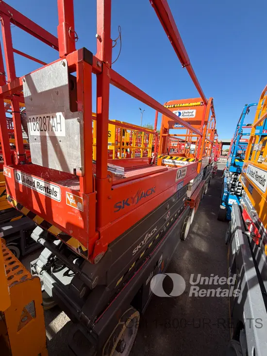 2017 Skyjack SJIII3226 Scissor Lift
