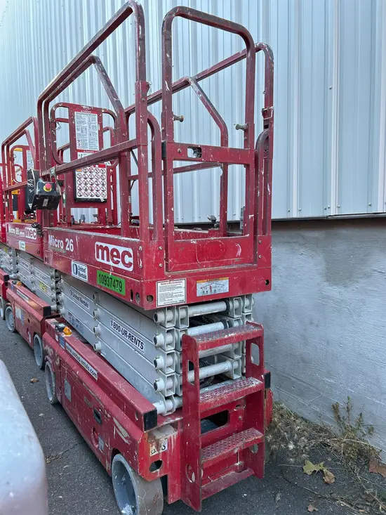 2019 MEC MICRO 26 Scissor Lift