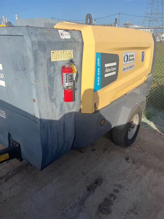 2019 Atlas Copco XAS440JD T4F Air Compressor