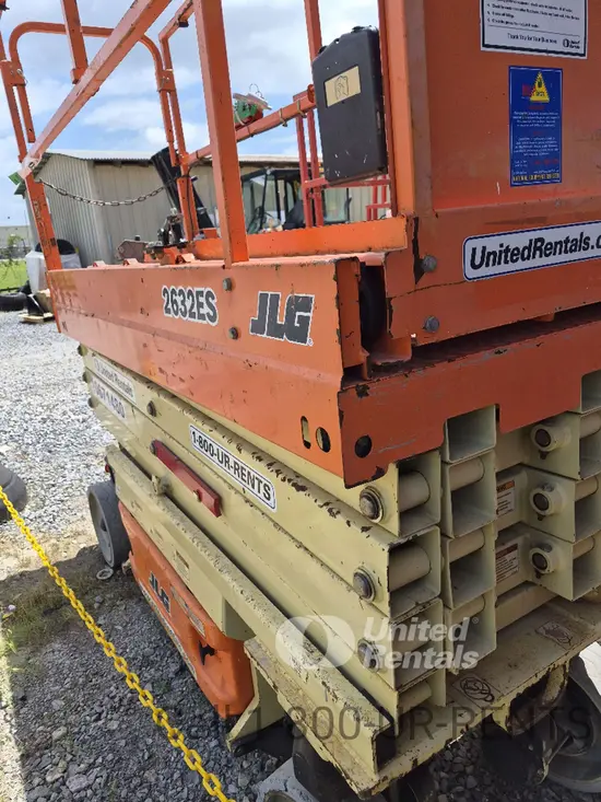 2017 JLG 2632ES Scissor Lift