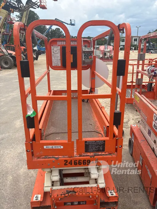 2020 Snorkel S3219E Scissor Lift