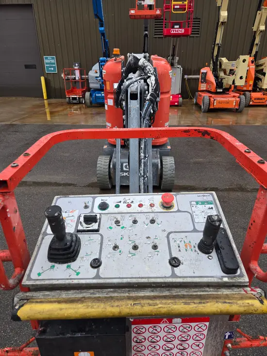 2018 Skyjack SJ30ARJE Articulating Boom Lift