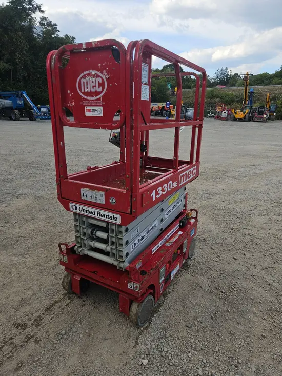 2019 MEC 1330SE Scissor Lift