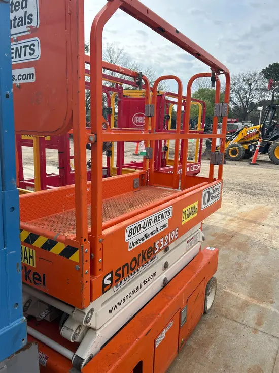 2019 Snorkel S3219E Scissor Lift