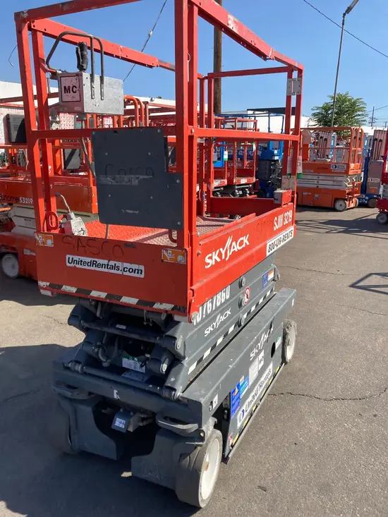 2018 Skyjack SJIII3219 Scissor Lift