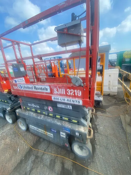 2016 Skyjack SJIII3219 Scissor Lift