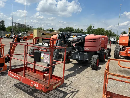 2016 Skyjack SJ46AJ Articulating Boom Lift