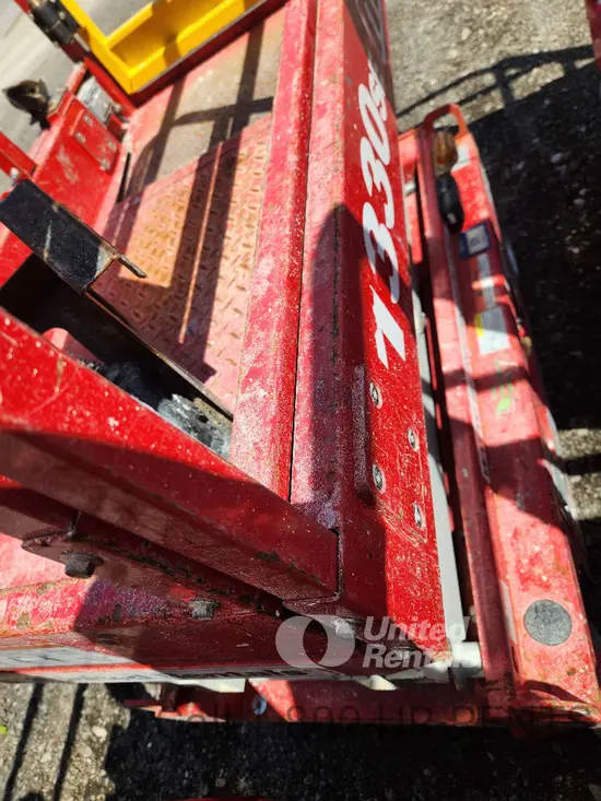 2019 MEC 1330SE Scissor Lift