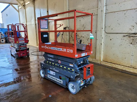 2016 Skyjack SJIII3219 Scissor Lift