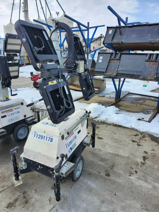 2021 Generac PLT240 Portable Light Tower