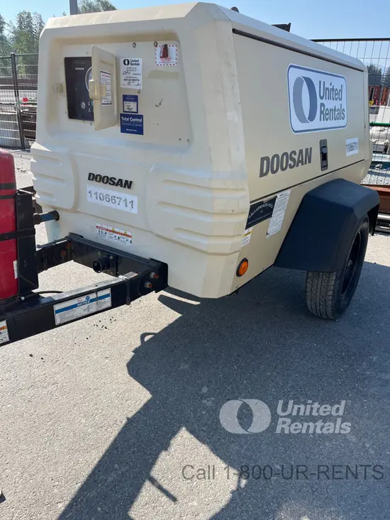 2020 Doosan P250/HP210 T4F Air Compressor