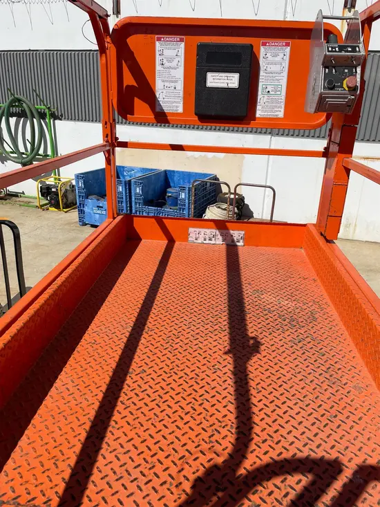 2018 Snorkel S4732E Scissor Lift