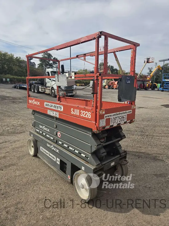 2018 Skyjack SJIII3226 Scissor Lift