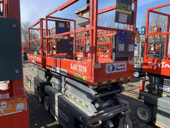 2015 Skyjack SJIII3219 Scissor Lift