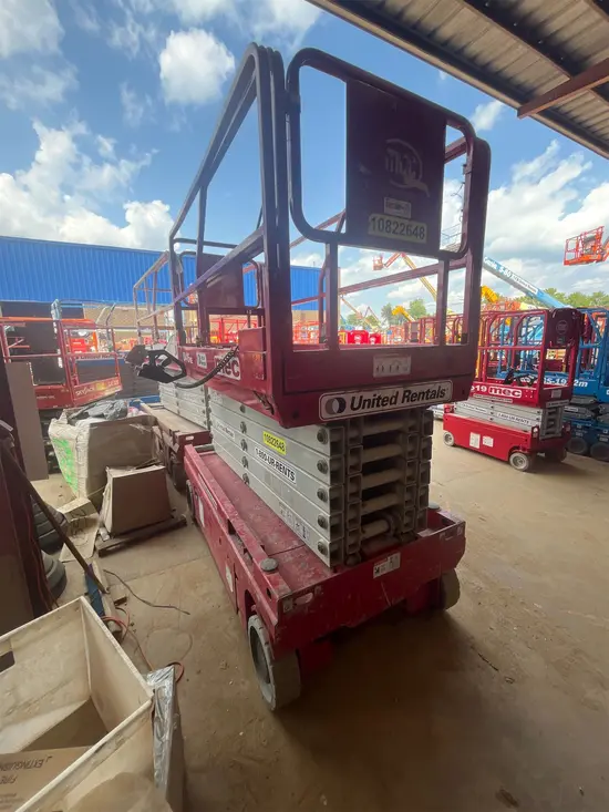 2018 MEC 4046SE Scissor Lift