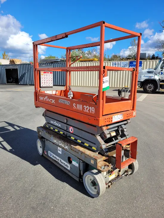 2017 Skyjack SJIII3219 Scissor Lift