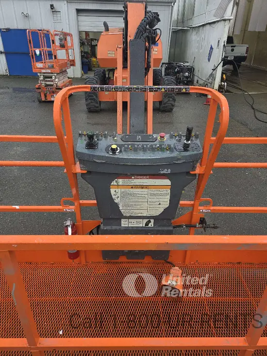 2017 JLG 660SJ Boom Lift