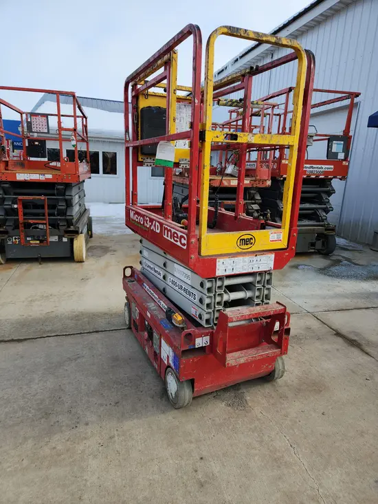 2020 MEC 1330SE Scissor Lift