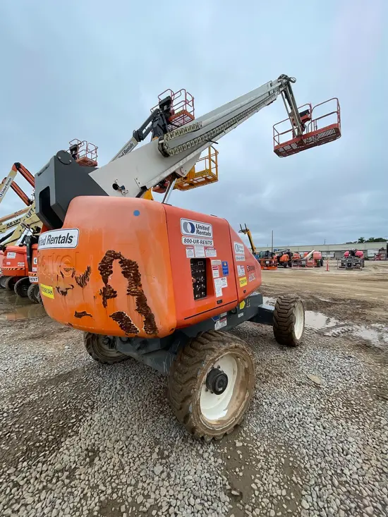 2017 Snorkel 660SJ Boom Lift