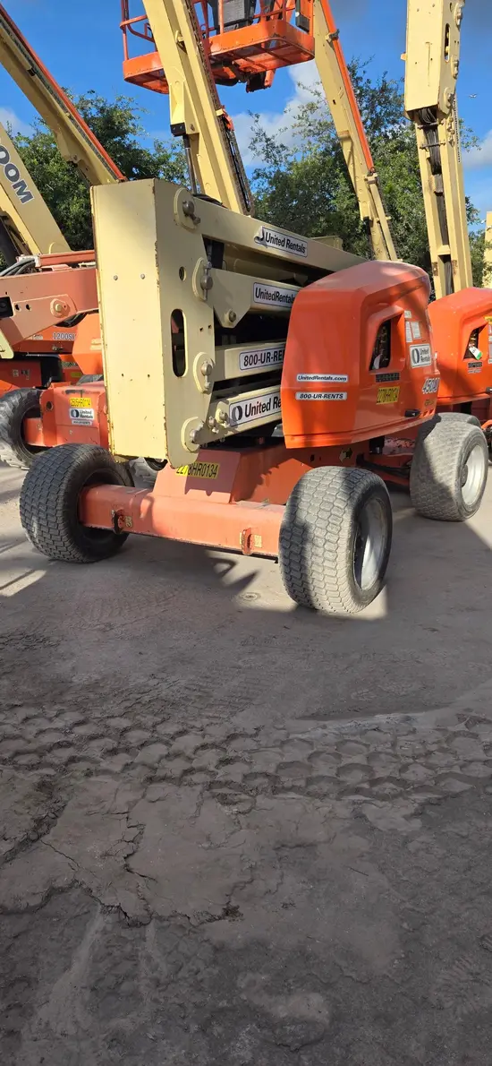 2017 JLG 450AJ Articulating Boom Lift