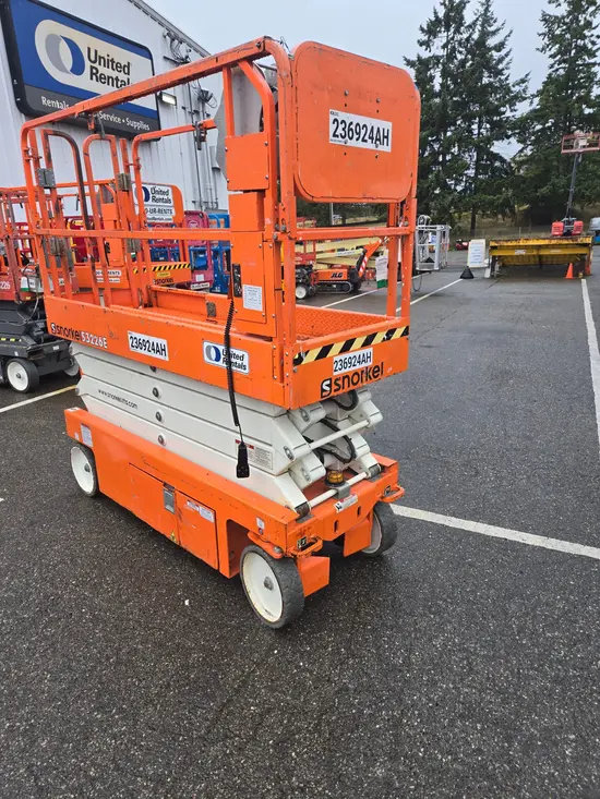 2019 Snorkel S3226E Scissor Lift