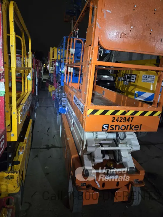 2020 Snorkel S3226E Scissor Lift