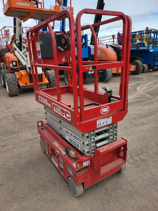 2019 MEC 1330SE Scissor Lift
