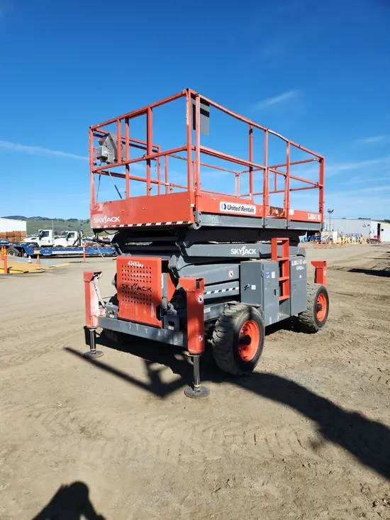 2017 Skyjack SJ8841RT Rough Terrain Scissor Lift